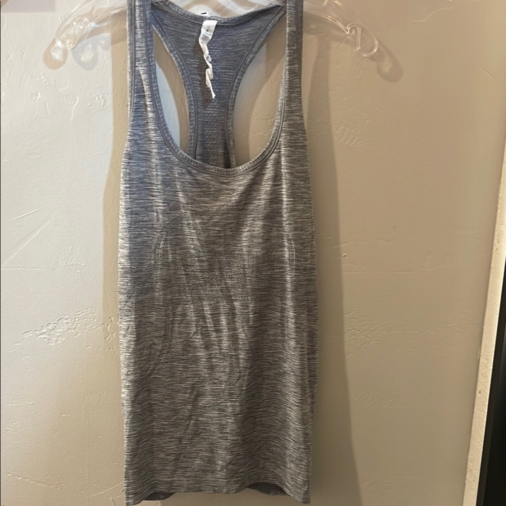 Lululemon Athletica Silver Sleeveless Fitted Tank Top